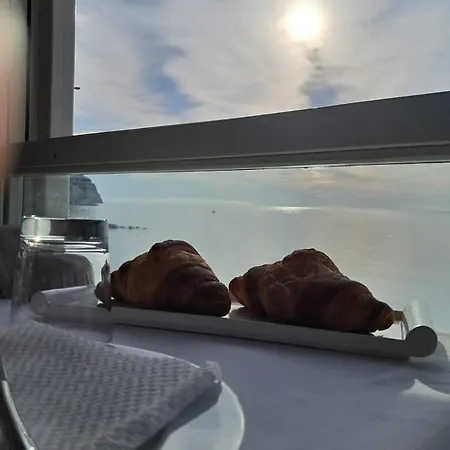 达拉瑙那住宿加早餐旅馆 3* 马蒂纳塔